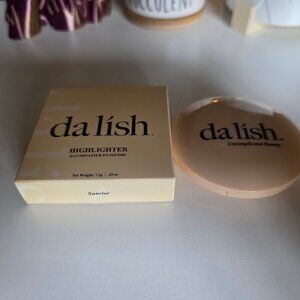 Dalish Uncomplicated Beauty Highlighter in Sunrise